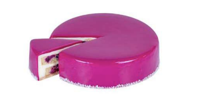 White Chocolate and Berry Cake